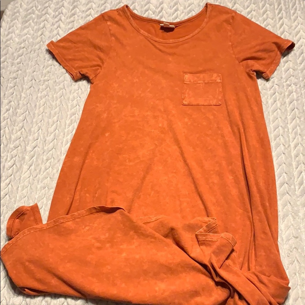 Burnt orange tshirt dress LuLaRoe